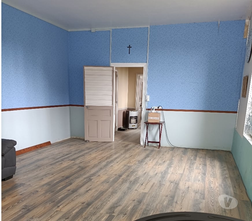 Vente Maison Puy-de-Dôme Giat - 63620 - Photos Vivastreet Maison à rénover entièrement