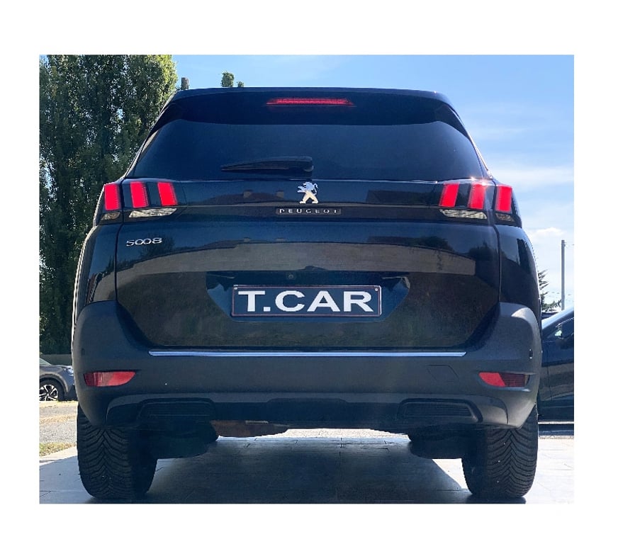 Voiture d'occasion Oise Nogent sur Oise - 60180 - Photos Vivastreet PEUGEOT 5008 ALLURE PACK 130CH ESSENCE EAT8 AN11 2022 7PL