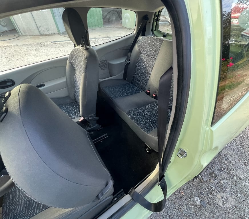 Voiture d'occasion Ille-et-Vilaine Rennes - Photos Vivastreet Renault Twingo 1.2 Essence – 2009 – 142 891 kms