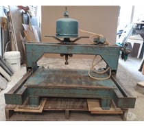 Presse air comprimé surface travail : 83x47cm