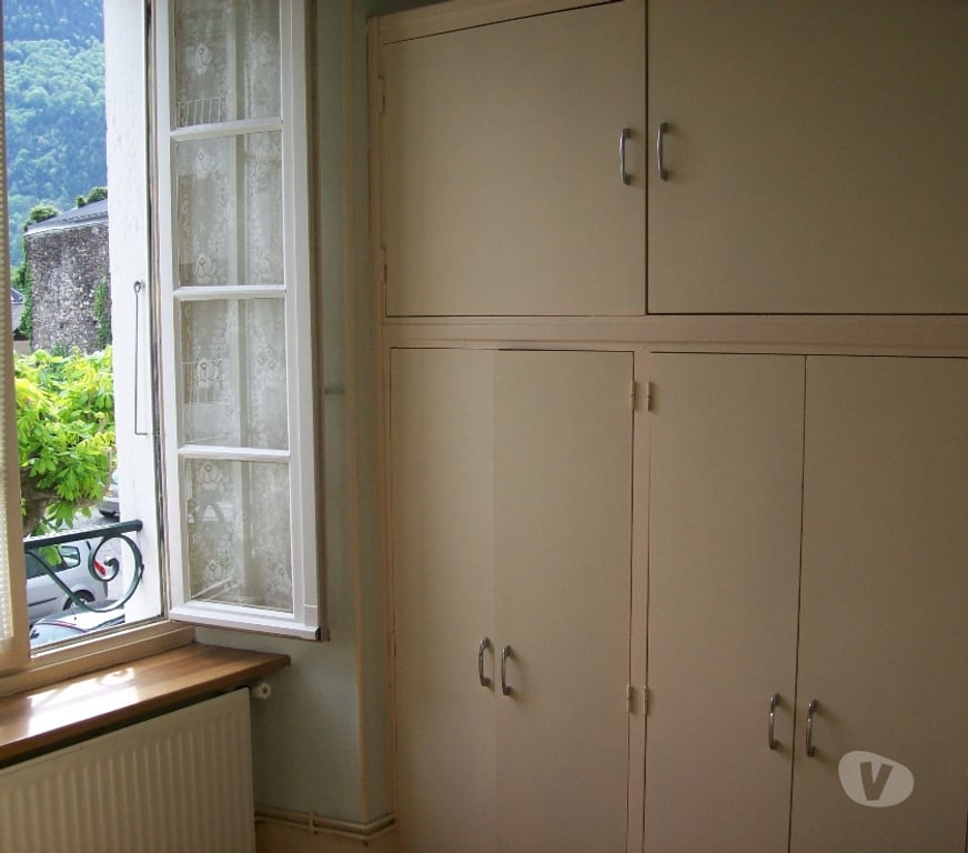 location saisonniere Haute-Garonne Bagneres de Luchon - Photos Vivastreet loue studio centre de luchon