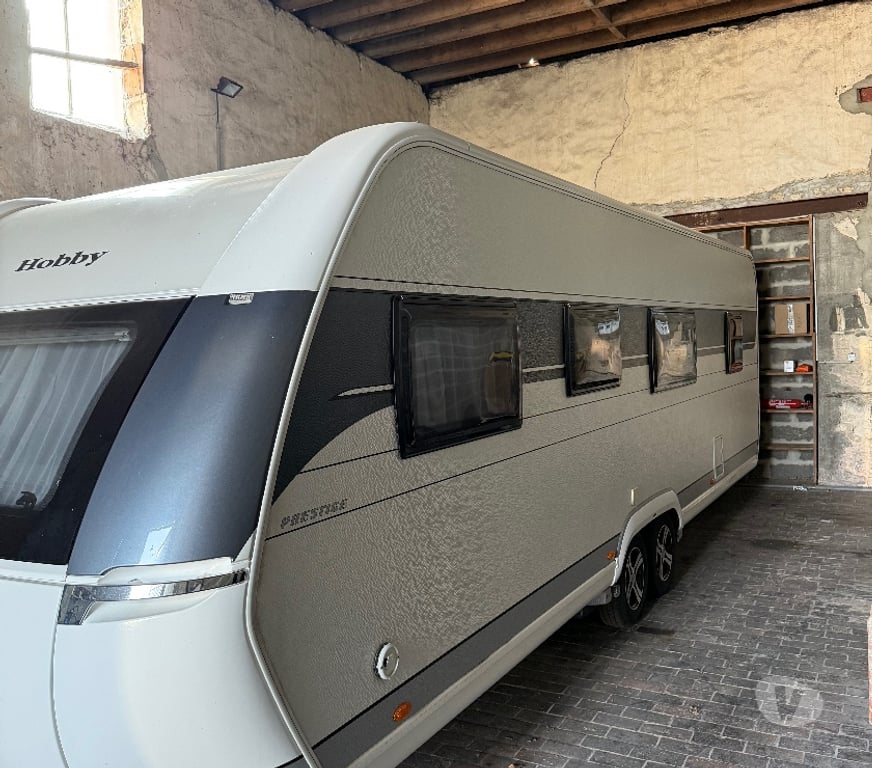 Caravane d'occasion Calvados Caen - 14000 - Photos Vivastreet Hobby prestige 720 kwfu