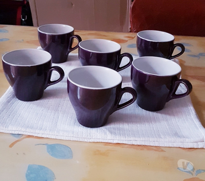 Ameublement - art de la table Croix Nord - Photos Vivastreet A SAISIR - Lot Tasses De Café Céramique Verni Violet