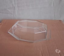 A SAISIR - Grand Beurrier En Verre Moulé Avec Cou