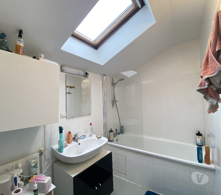 Location appartement Loire Le Chambon Feugerolles - 42500 - Photos Vivastreet DUPLEX T3 T4 CLIMATISE CALME AVEC PARKING disponible