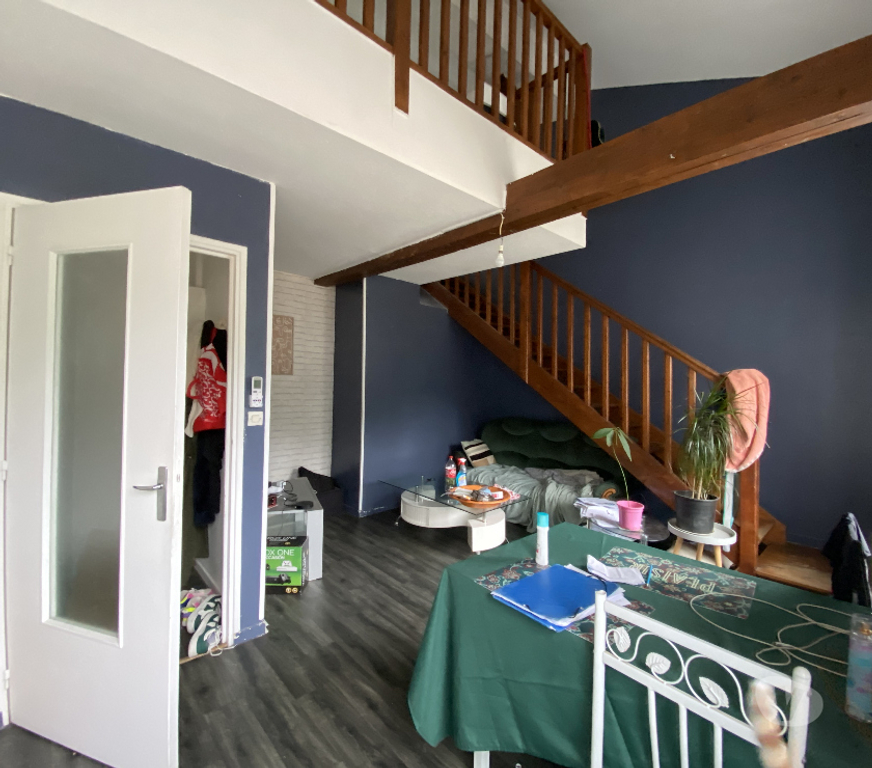 Location appartement Loire Le Chambon Feugerolles - 42500 - Photos Vivastreet DUPLEX T3 T4 CLIMATISE CALME AVEC PARKING disponible