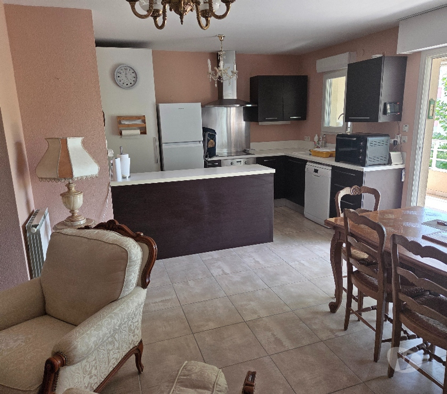 Appartements à vendre Var St Raphael - 83700 - Photos Vivastreet Vente appartement T3 St Raphaël
