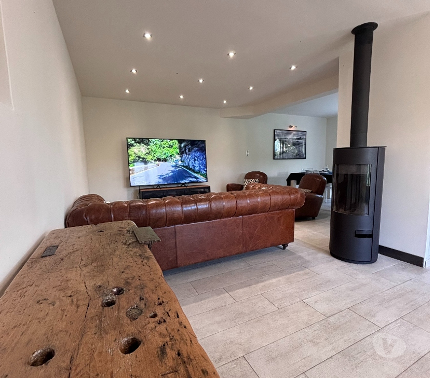 Vente Maison Aveyron Entraygues sur Truyere - 12140 - Photos Vivastreet 🏡 Grande maison familiale 288 m² avec terrain