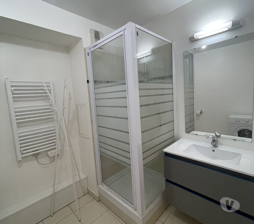 Appartement meublé Hauts-de-Seine Courbevoie - 92400 - Photos Vivastreet ✅Studio meublé - 27 m² - 5 mn gare et centre ville