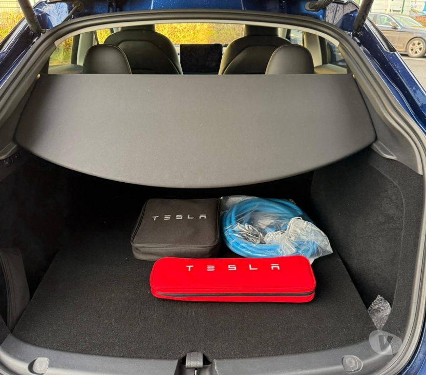 Voiture d'occasion Seine-Saint-Denis Epinay sur Seine - 93800 - Photos Vivastreet Tesla Model Y Propulsion 2024