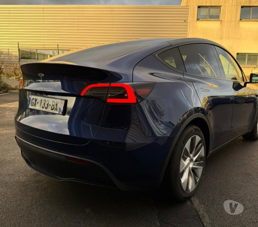 Voiture d'occasion Seine-Saint-Denis Epinay sur Seine - 93800 - Photos Vivastreet Tesla Model Y Propulsion 2024