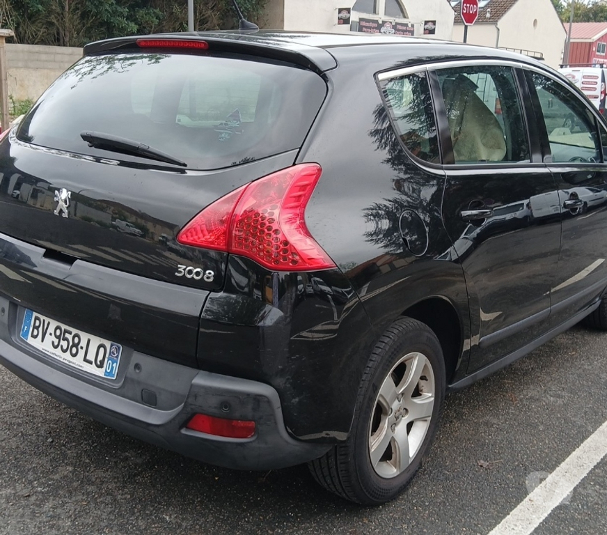 Voiture d'occasion Seine-et-Marne Bussy St Georges - 77600 - Photos Vivastreet Peugeot 3008 1.6 HDi 112ch FAP