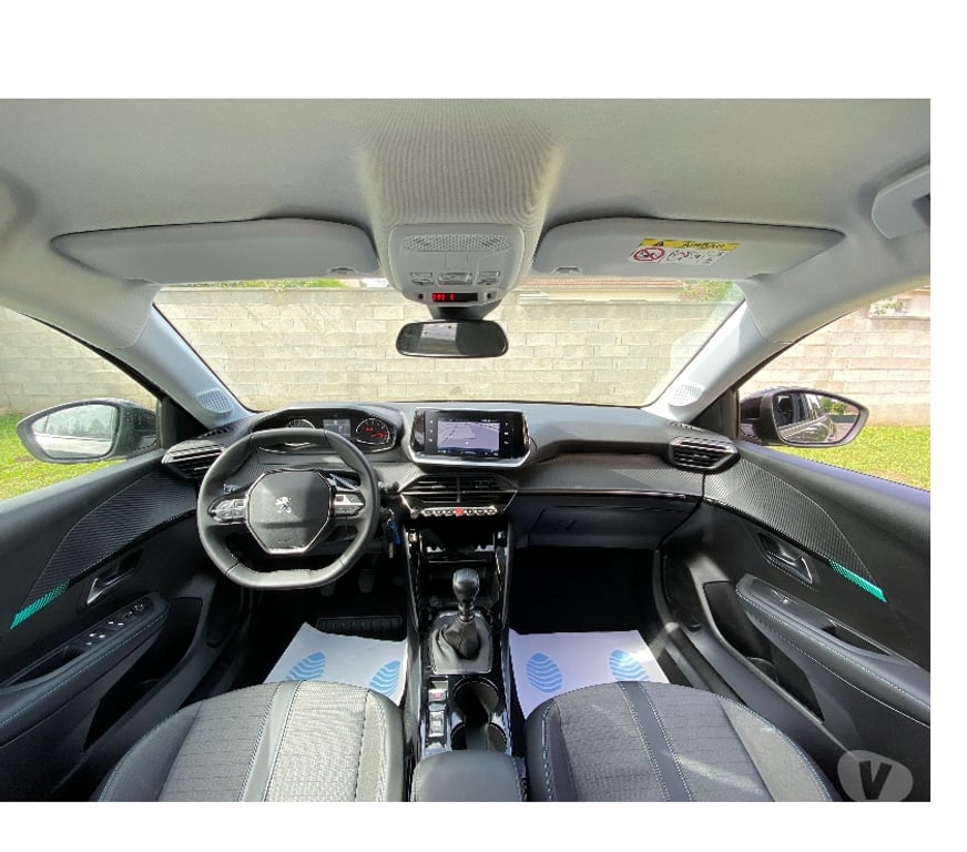 Voiture d'occasion Oise Nogent sur Oise - 60180 - Photos Vivastreet PEUGEOT 208 ALLURE 100 CH BVM6 AN 2023 15312 KM 10900E