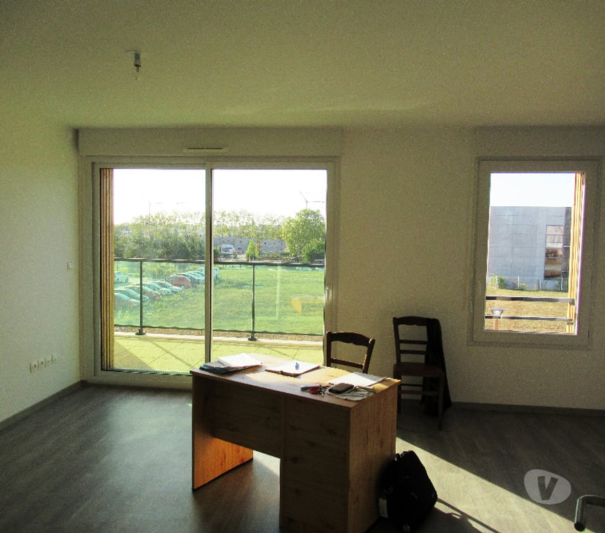 Location appartement Maine-et-Loire Angers - Photos Vivastreet A loué appt T3 de 2017, avec box, non meublé 960.00
