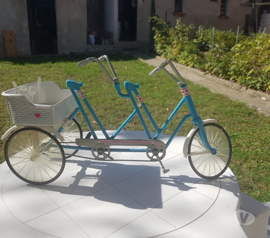 Jeux - Jouets Essonne Juvisy sur Orge - 91260 - Photos Vivastreet barbies ensemble camping car, voiture, vélo, meubles