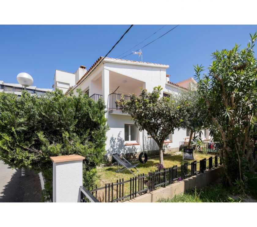 Photos Vivastreet L'Estartit Costa Brava SANTINA