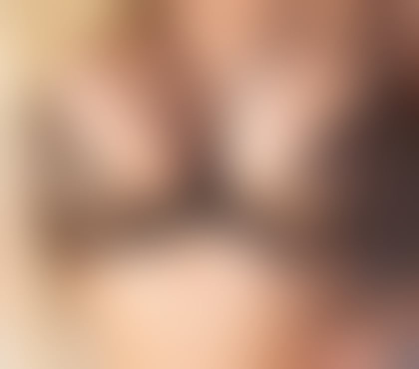 Escorts Essex Basildon - Photos for KELLY ,very very busty blonde Milf - Basildon