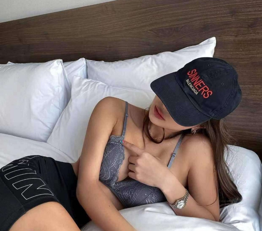 Escorts North West London Euston Square - North West London - Photos for Stunning unforgettable student ^Rose🌹NW1
