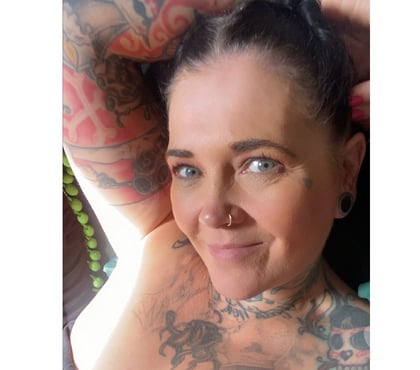 Escorts Walderslade Maidstone - Photos for ❤️ FRENCH TATTOOED MILF ❤️