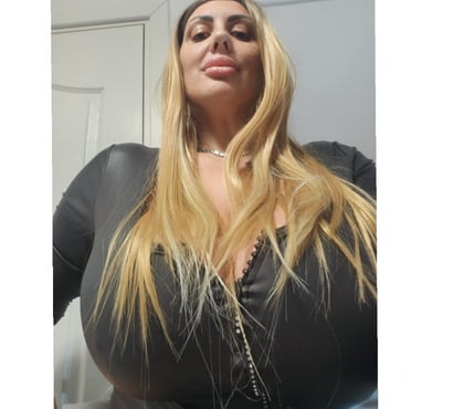 Adult Entertainment Northampton West Northamptonshire - Photos for Video call,texting with pics,custom vids by request