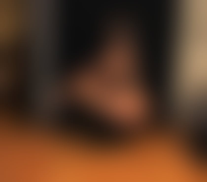 Escorts West London Hammersmith - West London - Photos for I am Miruna big boobs and an amazing big ass. Real 100%