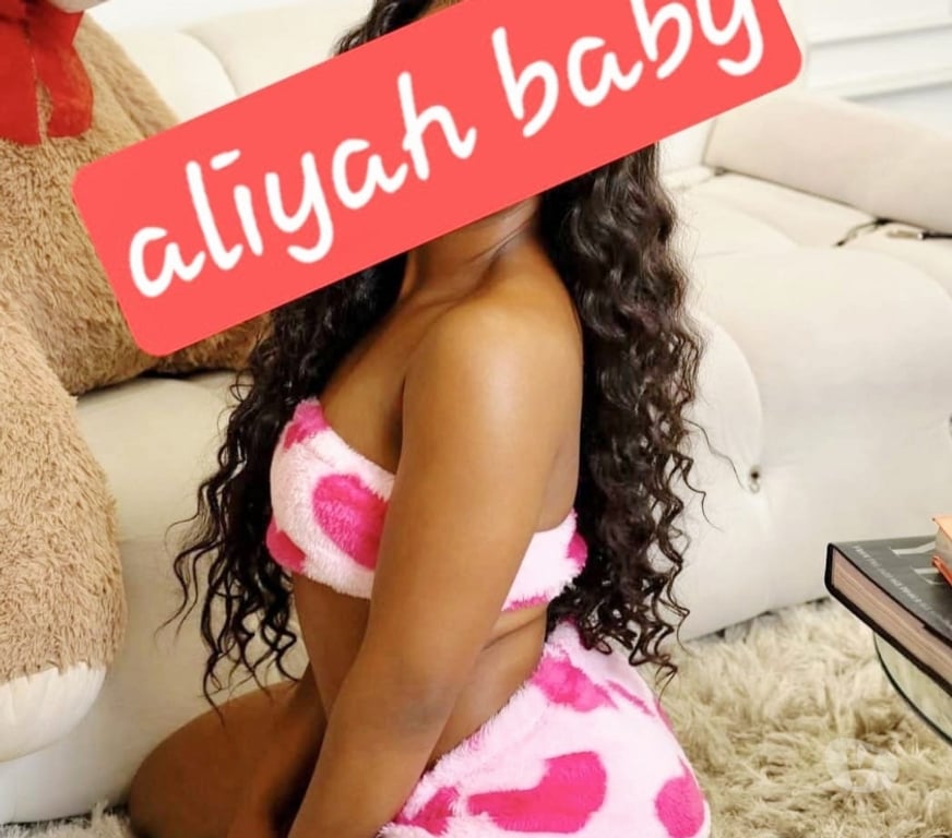 Escorts East London Aldgate East - East London - Photos for Aliyah party Girl Awaiting naughty fun in a discreet place