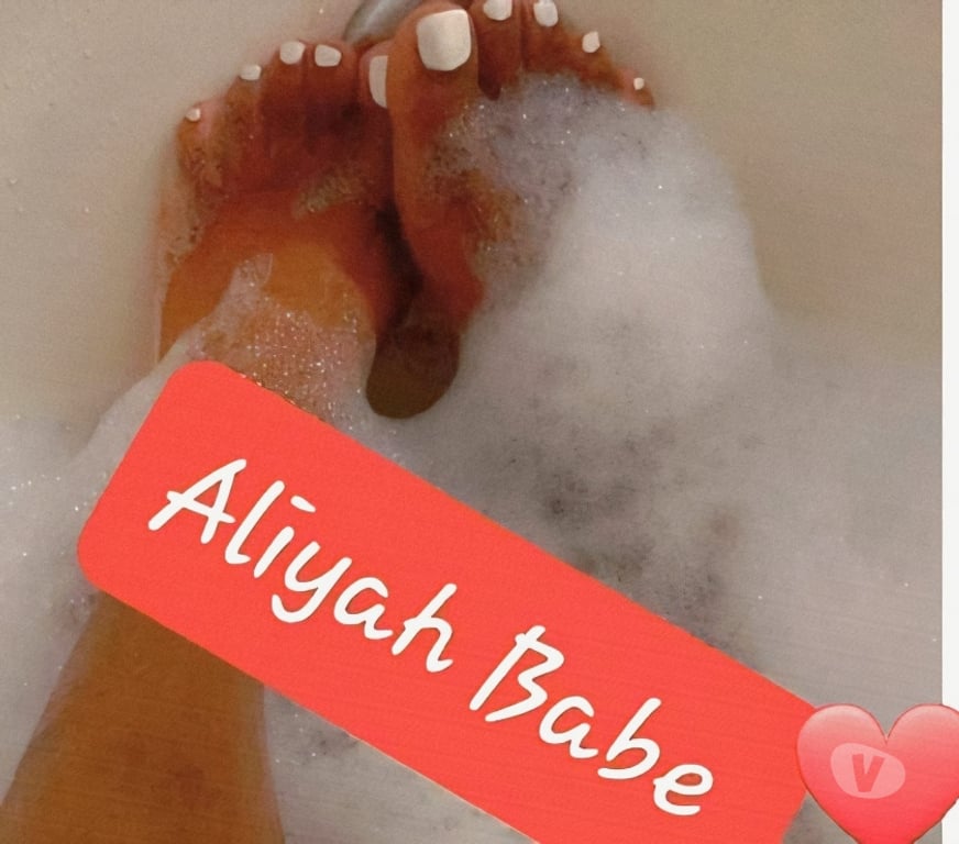 Escorts East London Aldgate East - East London - Photos for Aliyah party Girl Awaiting naughty fun in a discreet place