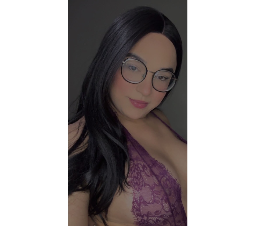 Adult Entertainment East London Commercial Road - East London - Photos for JULIA TS ONLY VIRTUAL 07418333612