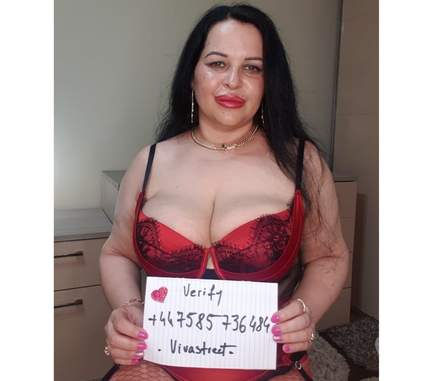 Adult Entertainment Central London Aldgate - Central London - Photos for Genuine lady online 5 mins 10£