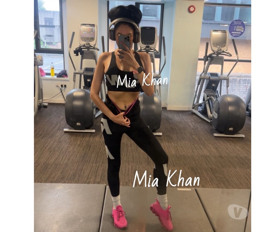 Escorts West Midlands Birmingham - Photos for MIA KHAN Birmingham IN CALLS 07395641919