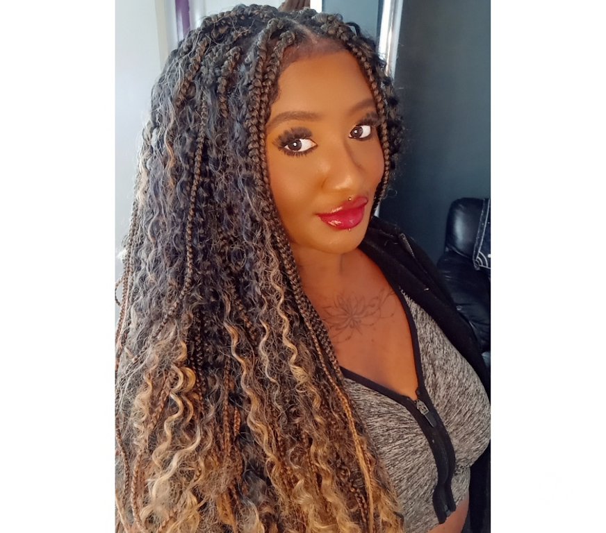 Adult Entertainment Greater Manchester Trafford - Photos for Naughty curvy ebony cam girl - message to book in🔥