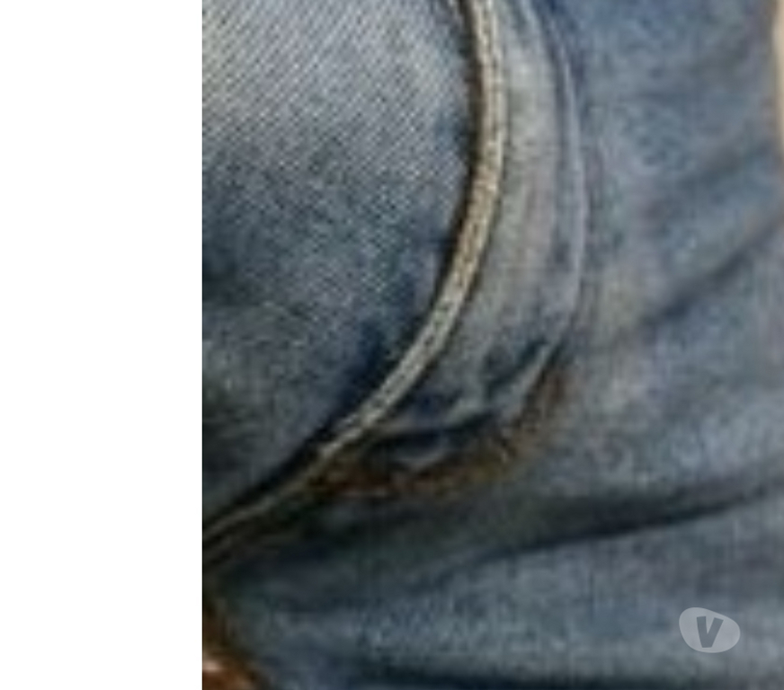 Gay Dating Warwickshire Stratford-on-Avon - Photos for JEANS-CLAD BOY UP FOR FUN?