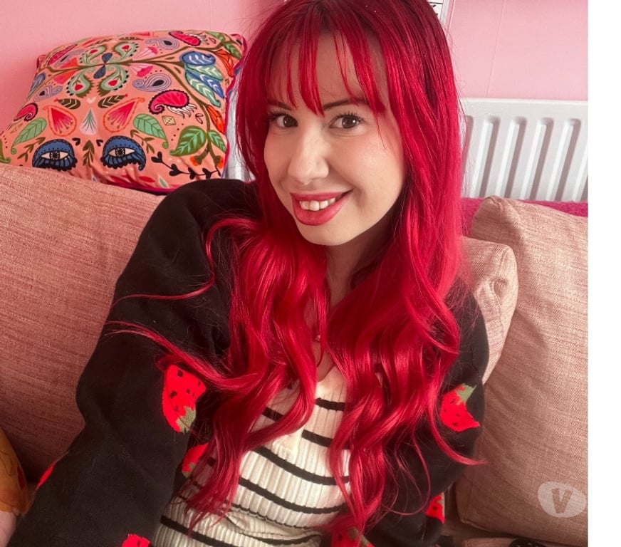Adult Entertainment Greater Manchester Manchester - Photos for Do I have the best Curves on viva?