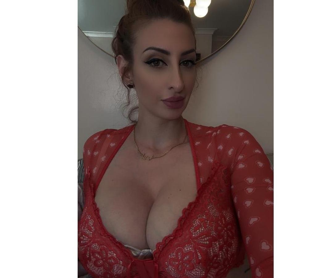 Escorts Greater Manchester Manchester - Photos for There’s something about Sally…