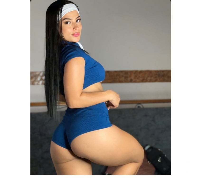Escorts East London Redbridge - Photos for NAUGHTY AND HOT BRUNETTE🥵CALL ME❤️🫦👅