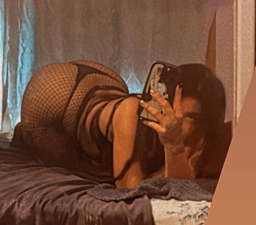 Escorts and Massages Freezywater North London - Photos for LORENA BEAUTIFUL PARTY GIRL