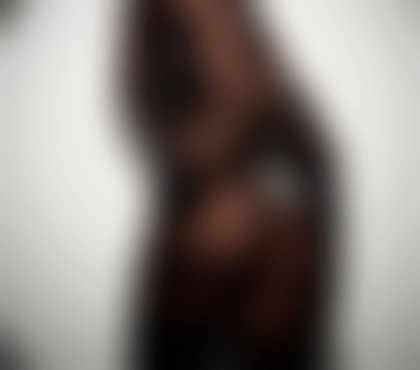 Escorts & Erotic Massage Newham East London - Photos for lovely and sexy girl