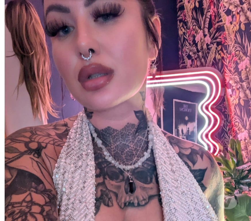 Adult Entertainment Greater Manchester Manchester - Photos for YES I'M REAL! YOUR FAVE INKED GF. MESSAGE ME 07458 659867