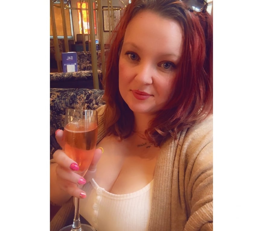 Adult Entertainment Central London London Bridge Station - Central London - Photos for π busty Bella π5 mins Β£10π