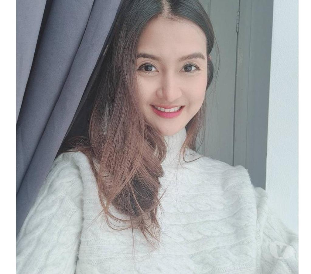 Thai relaxing full body massage by Thai lady Mowden DL3 massage