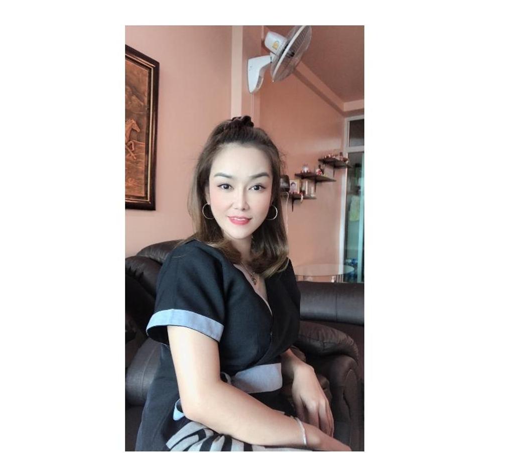 Professional Thai massage, relaxing massage by Jira Wilton TA1