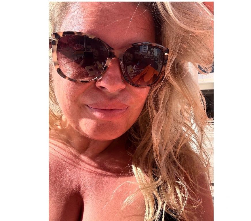 Adult Entertainment West Yorkshire Leeds - Photos for Your Curvy Northern Dream Sweet, Sassy & Real 07359 919173
