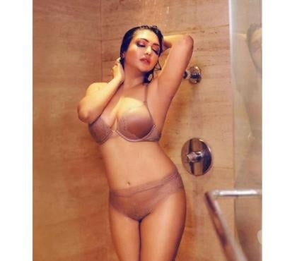 Escorts Hendon Central North West London - Photos for HOT Indian girl ❤️ Hendon Central