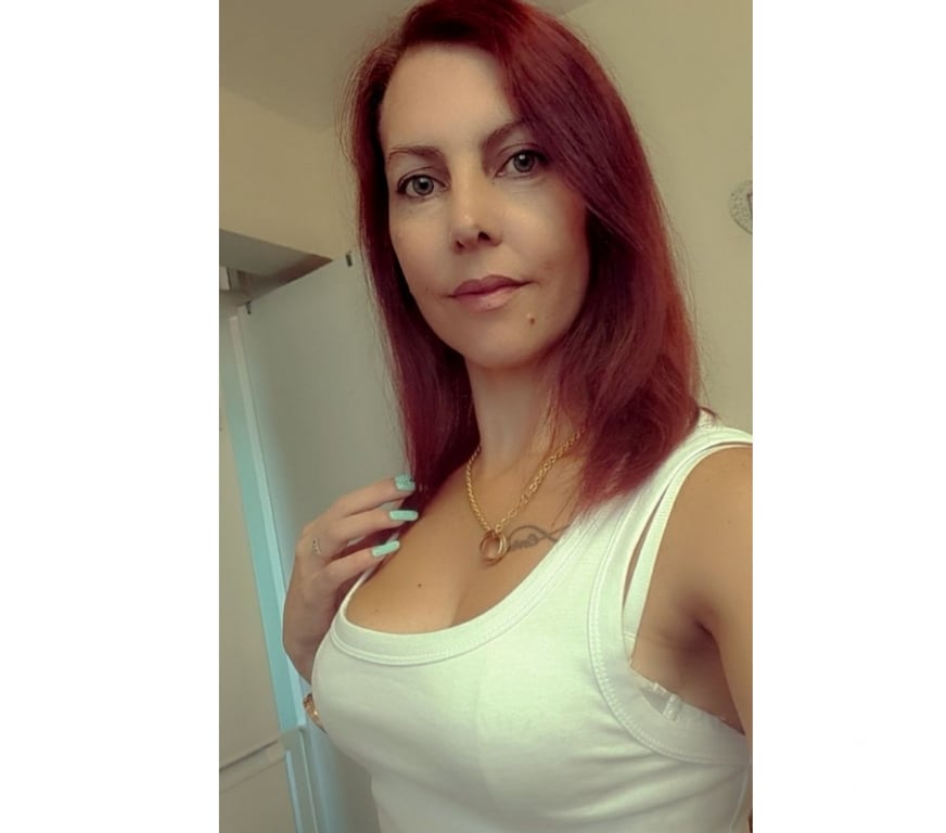 Adult Entertainment West Sussex Arun - Photos for BORED HOUSEWIFE π₯ THE BEST π₯ GIRL NEXT DOOR π