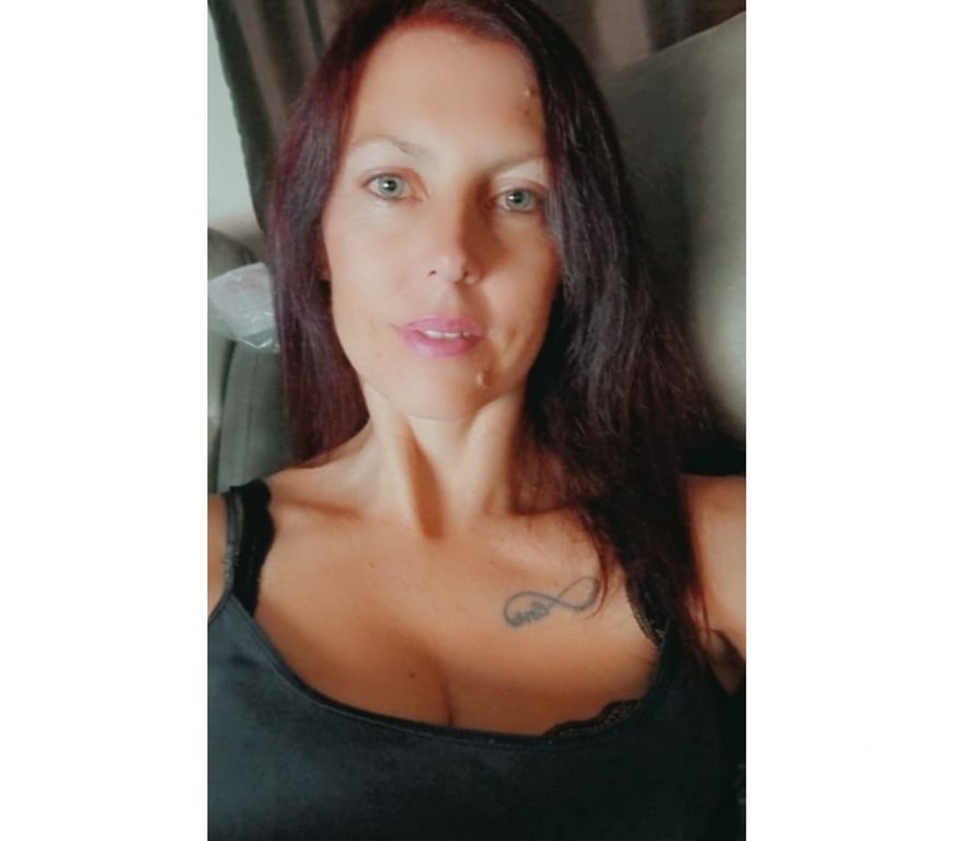 Adult Entertainment West Sussex Arun - Photos for BORED HOUSEWIFE π₯ THE BEST π₯ GIRL NEXT DOOR π