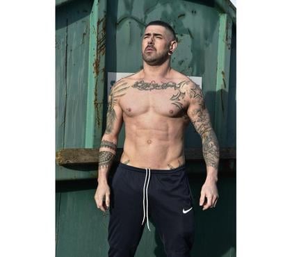  Gay massage Hyndland Glasgow - Photos for Massage and Fun!! Fit and masculine guy.