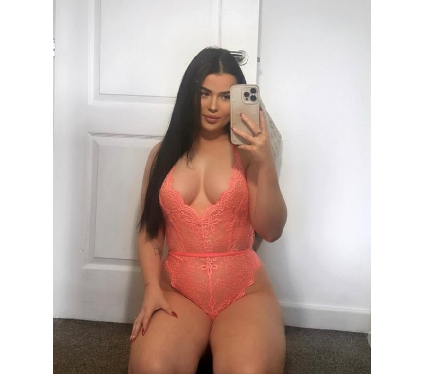 Escorts East London Bow - East London - Photos for I am Gina a independent escort whit big ass and tits.