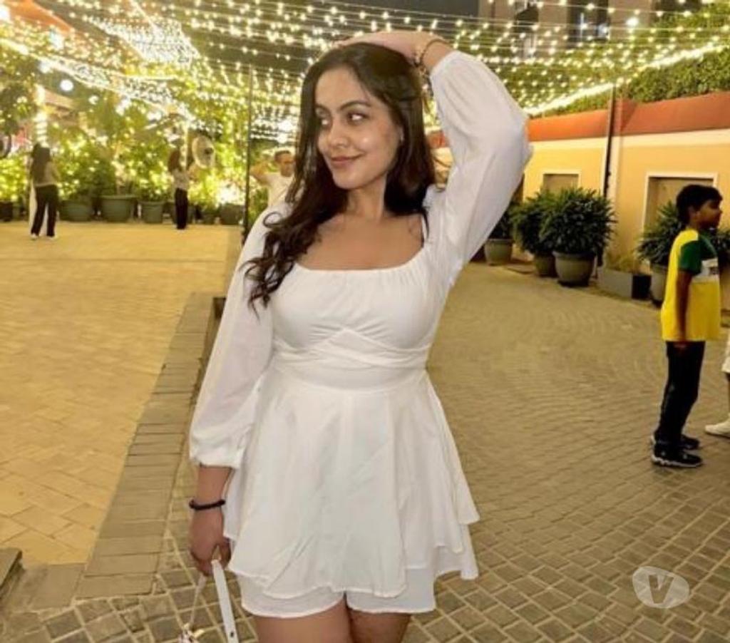 Gildersome LS27 Escorts Indian girl available 324409465