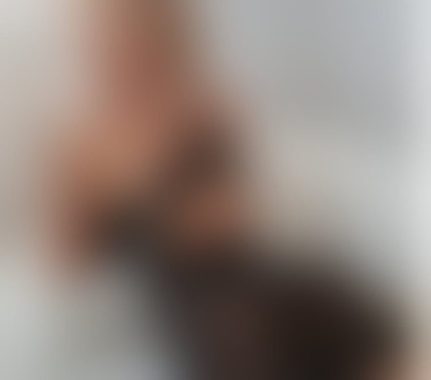 Escorts Central London Piccadilly Circus - Central London - Photos for STUNNING LADIES TO YOUR DOOR!