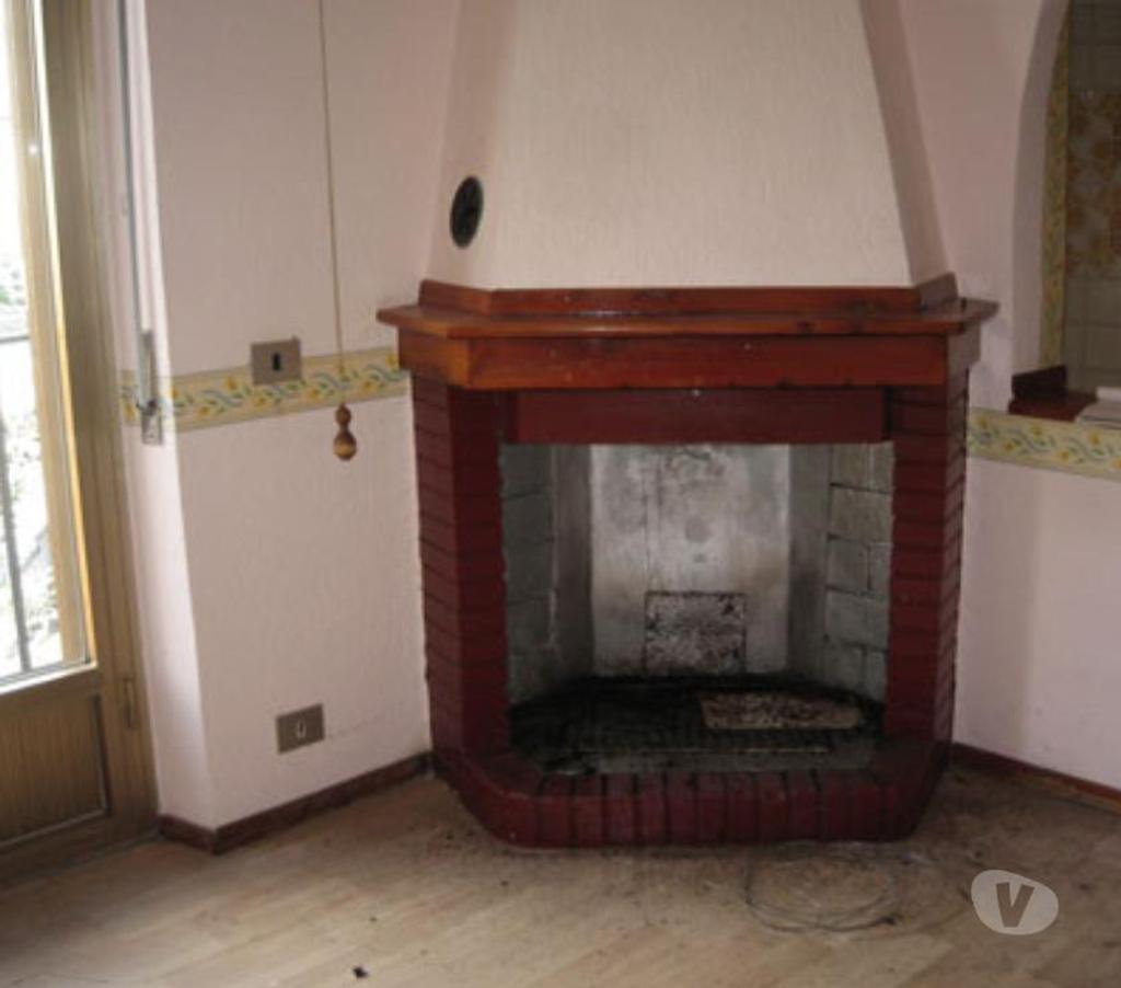 Building on three levels in via Mons. Virgilio 324556230